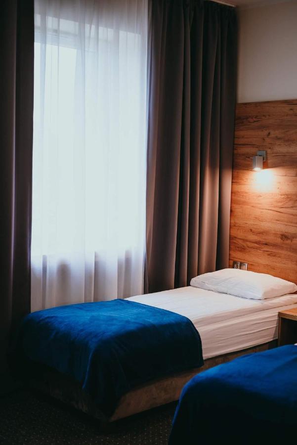 S7 Hotel 凯尔采 外观 照片
