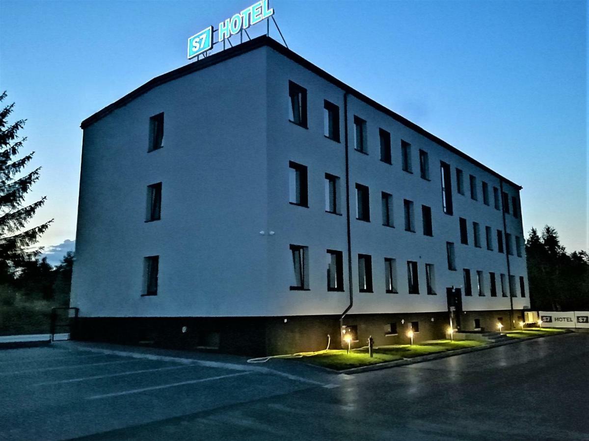 S7 Hotel 凯尔采 外观 照片