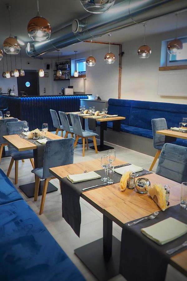 S7 Hotel 凯尔采 外观 照片