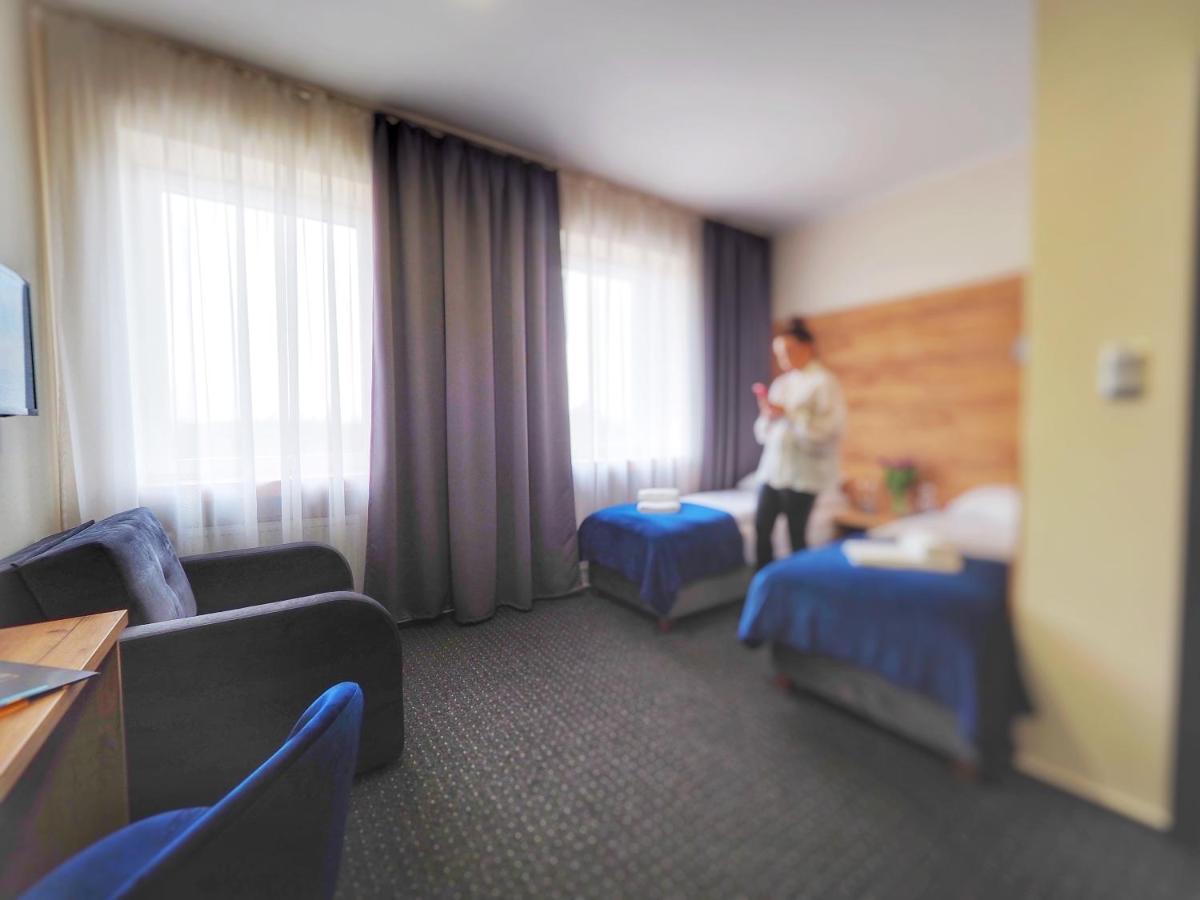 S7 Hotel 凯尔采 外观 照片
