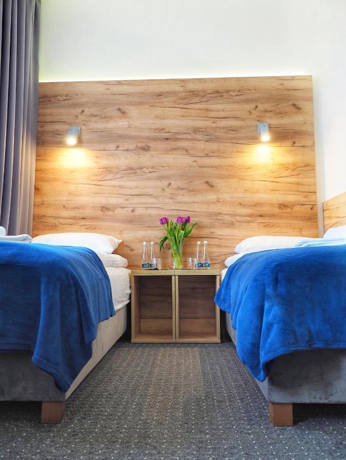 S7 Hotel 凯尔采 外观 照片