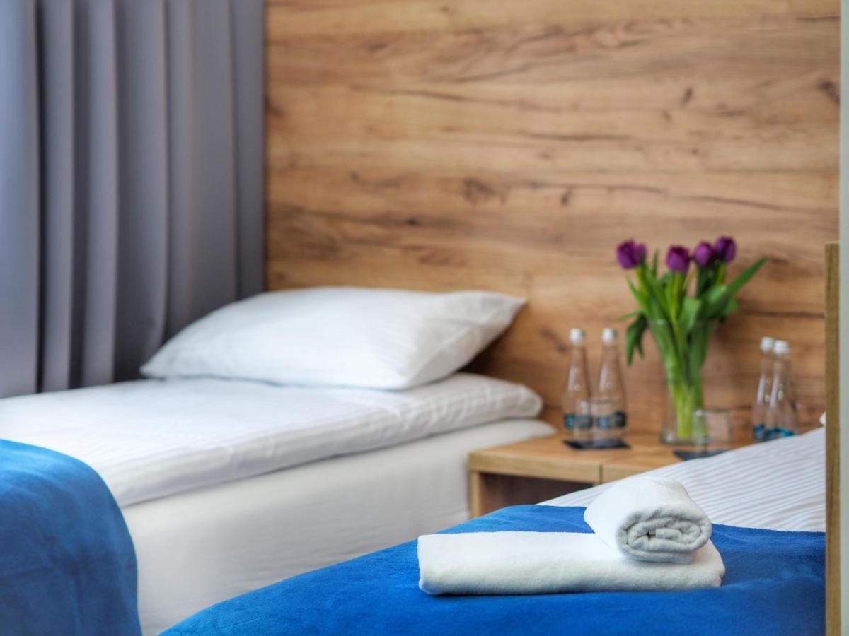 S7 Hotel 凯尔采 外观 照片